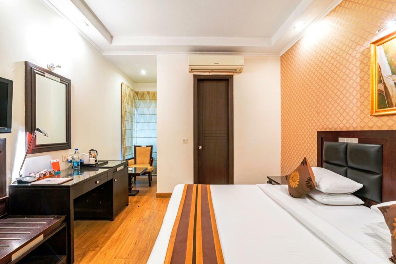 Royal Residence On Sohna Road Delhi  Exterior photo